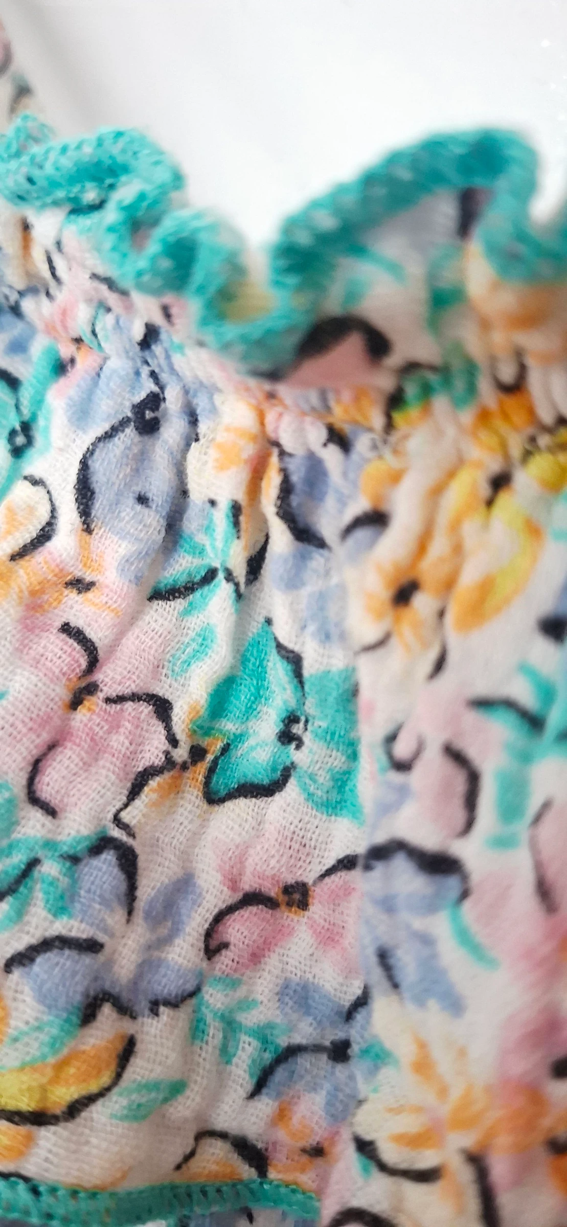🩵 Prachtige mouwloze blouse met rozenpatroon – Zara Kids – bohemien chic ultra trendy – photo 4